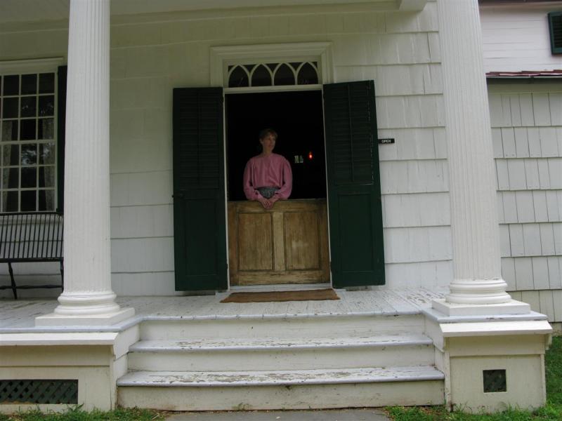 Farmhouse volunteer